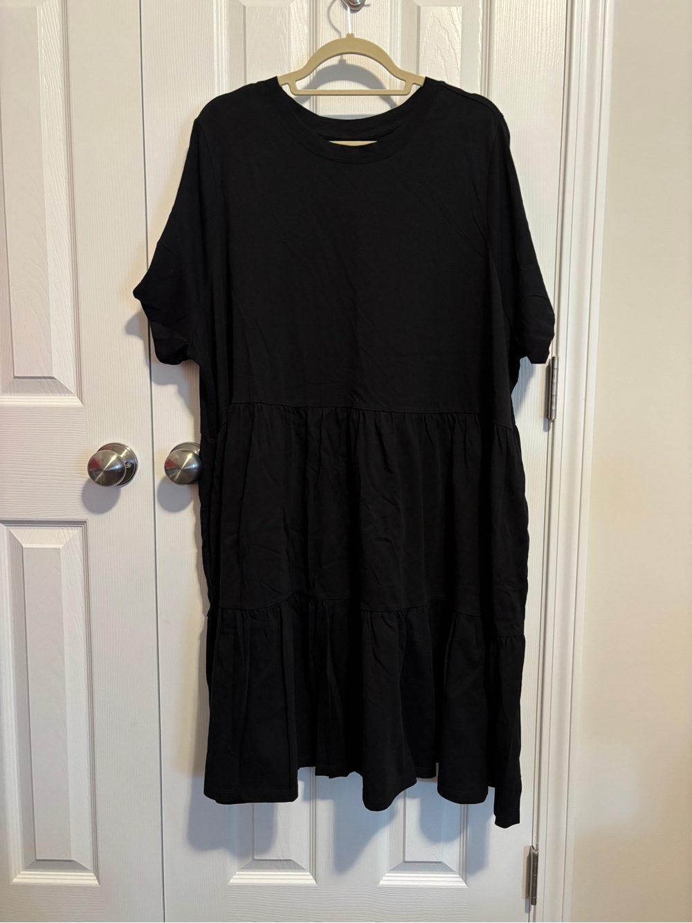 Old Navy Woman’s Plus Size 3 Tiered T’shirt Dress